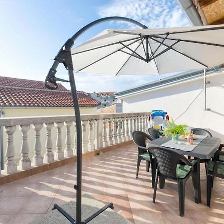 Apartment Marija Vodice Buitenkant foto