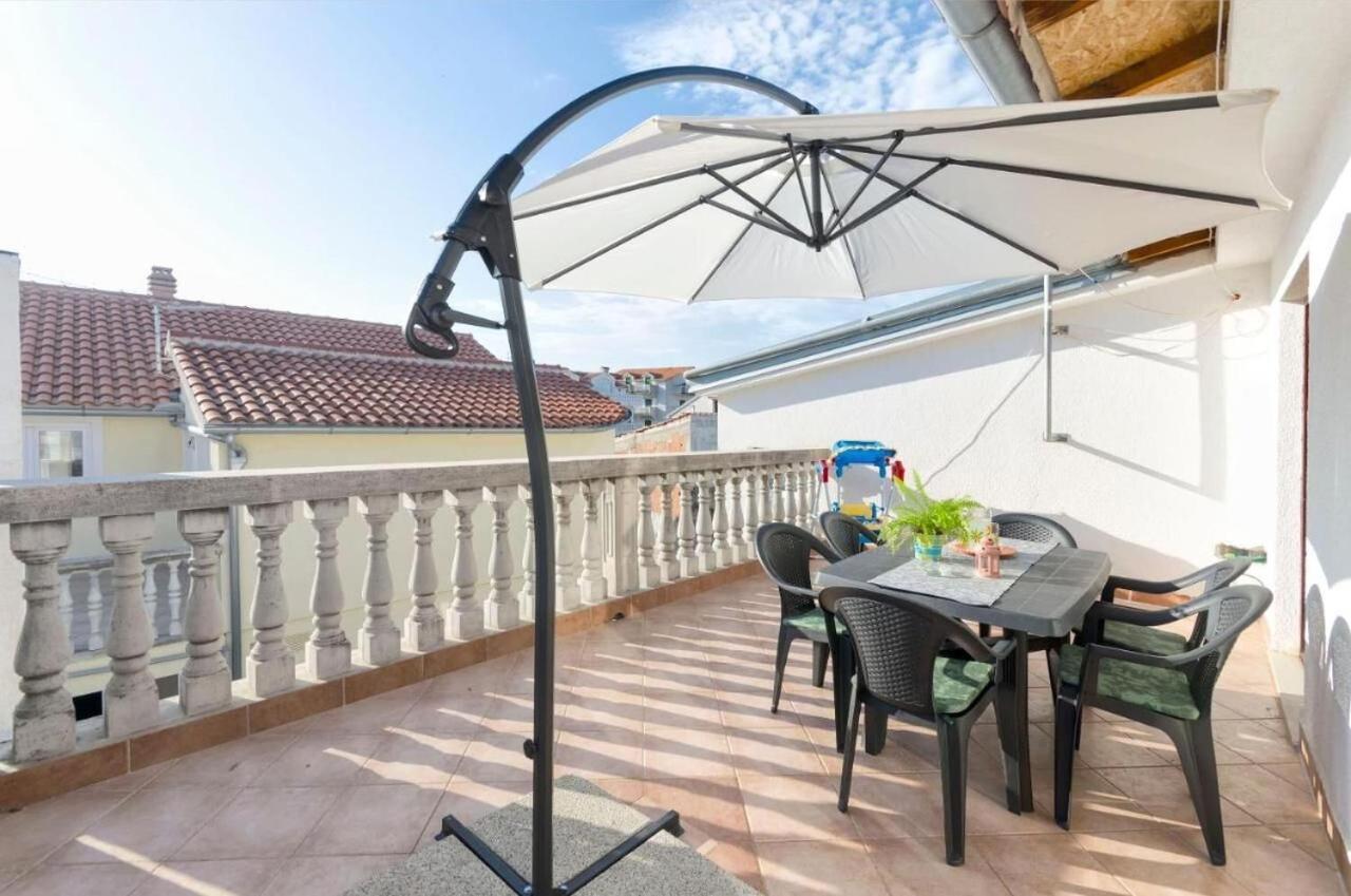 Apartment Marija Vodice Buitenkant foto