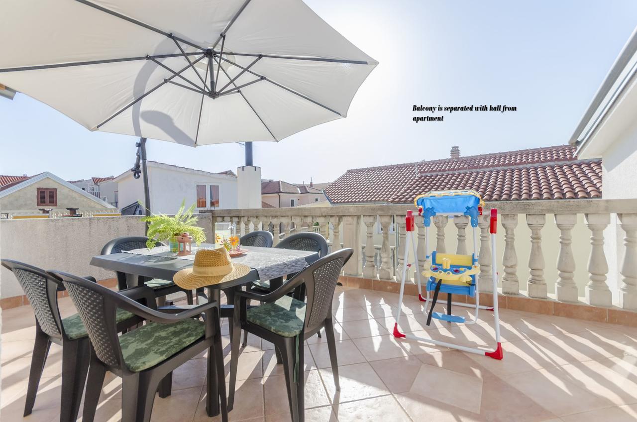 Apartment Marija Vodice Buitenkant foto